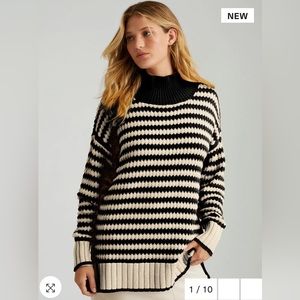 525 America Giselle Texture Stripe Pullover Black Medium NWT